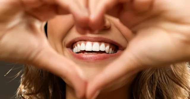 8 foods and drinks that brighten your teeth and oral health
